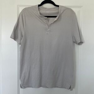 GAP Men’s Cotton Henley T-Shirt – Light Grey, Size M, Casual Everyday Tee